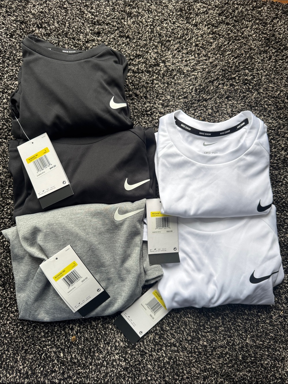 NIKE LONG SLEEVE SWIM!